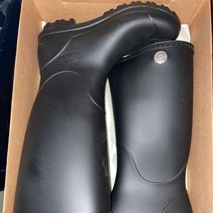 Ugg Women’s Shelby Matte Rain Boot